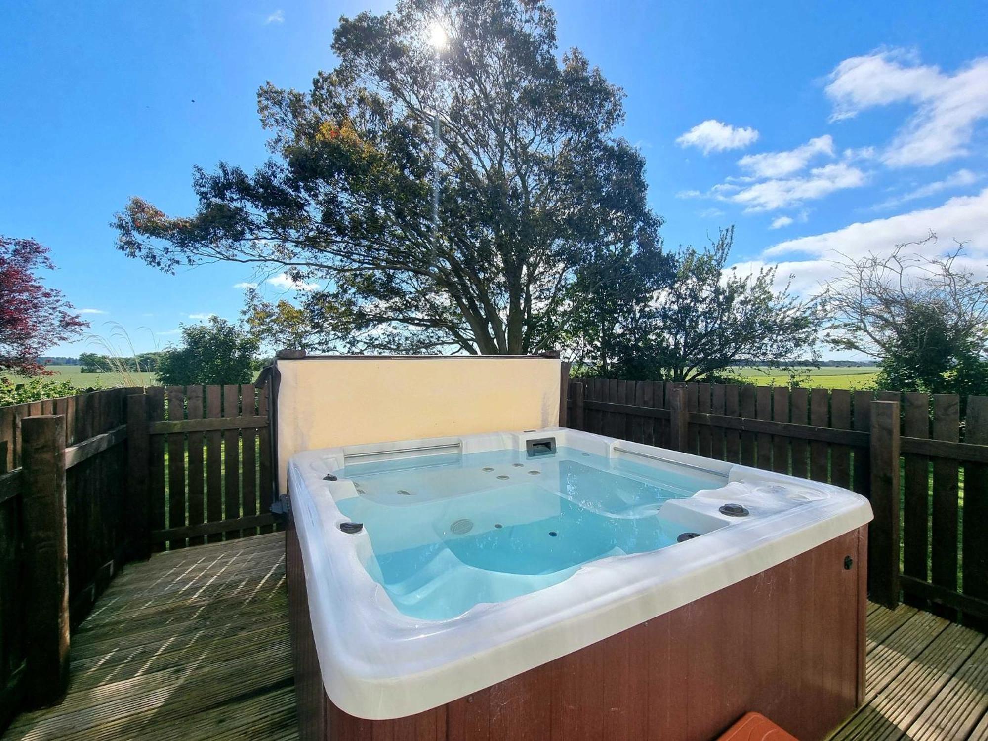 Vicarsford Farmhouse With Hot Tub Leuchars Exteriér fotografie